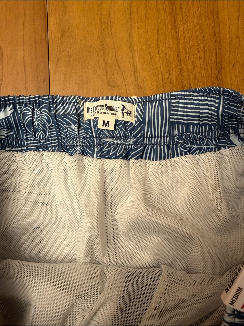 NWT The Endless Summer Palm Print Volley Swim Trunks | Coastal Surf Travel | M - Picture 9 of 12
